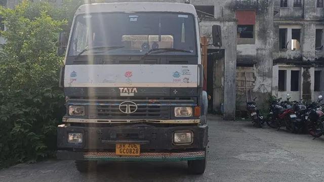 मुंगेर में अवैध बालू पर पुलिस का शिकंजा! हाईवा को लड़ैयाटांड़ में पकड़ा, खनन विभाग ने लगाया 4.22 लाख का जुर्माना
